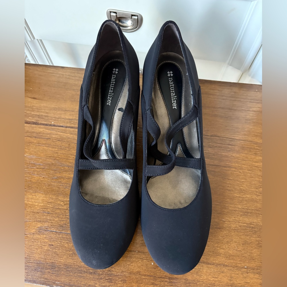 Naturalizer Women's Black Heels